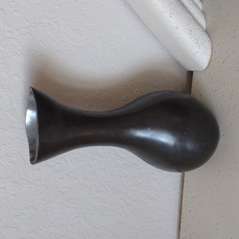 Vase - Picture 15 of 16